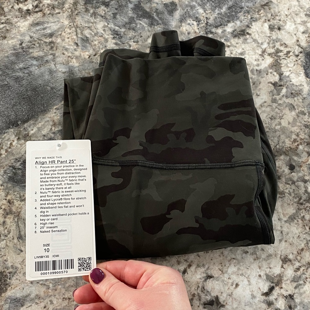 Lululemon Align High Rise Pant 25 - Green Camo, Size 10 NWT